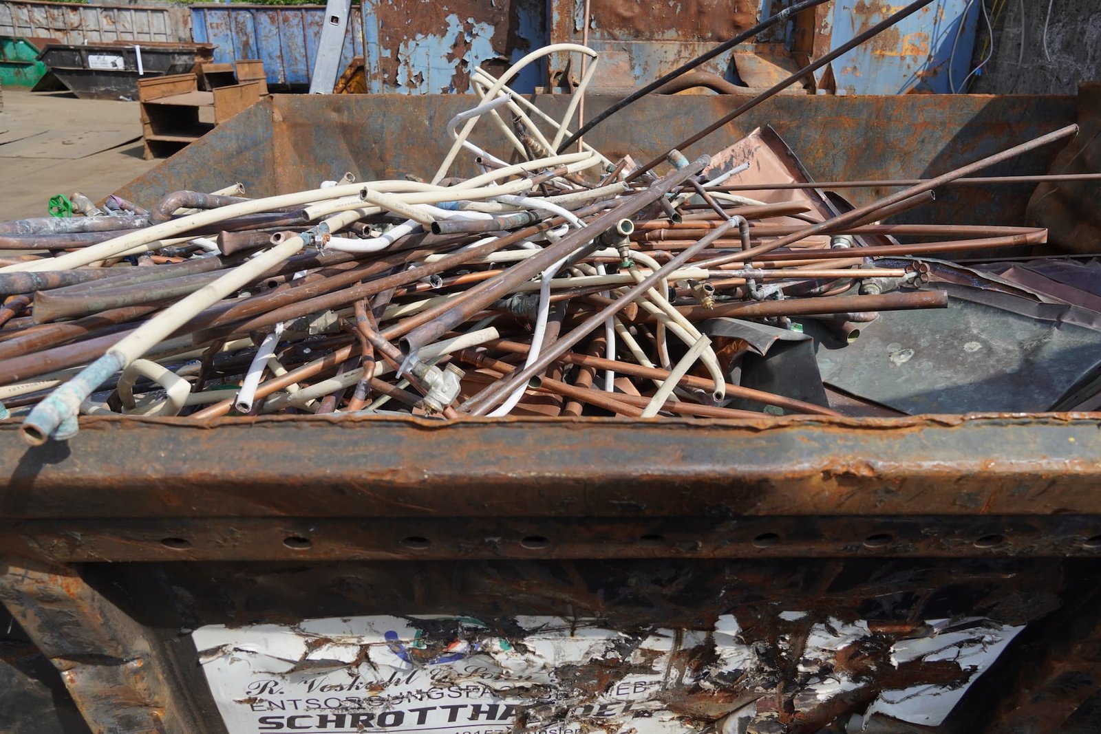 Sortierter Kupferschrott aus Demontage- und Rückbauarbeiten